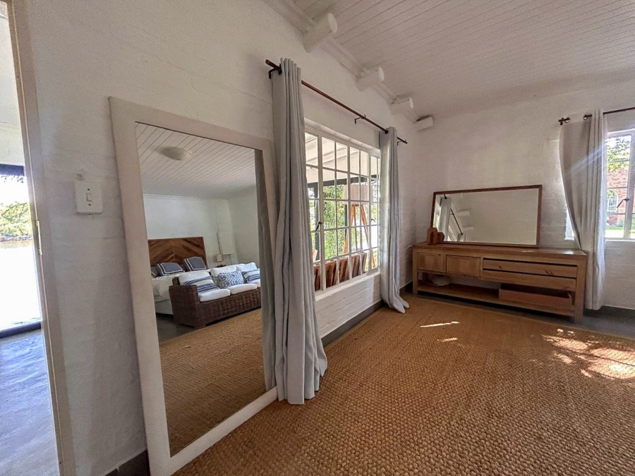 4 Bedroom Property for Sale in Lindequesdrif North West